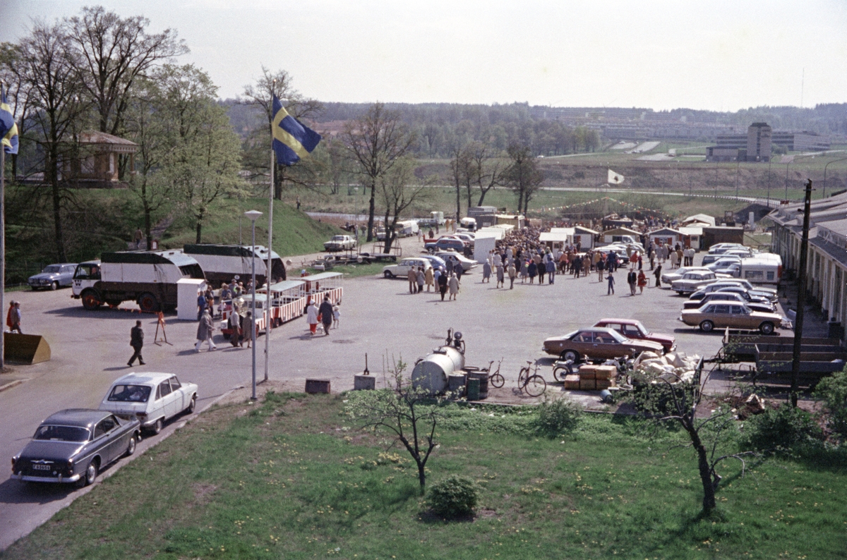 Lions loppmarknad vid Rumlaborg i Huskvarna.