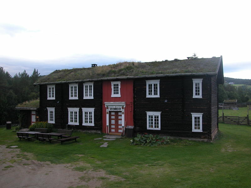 Hovedbygning Dølmotunet. Foto/Photo