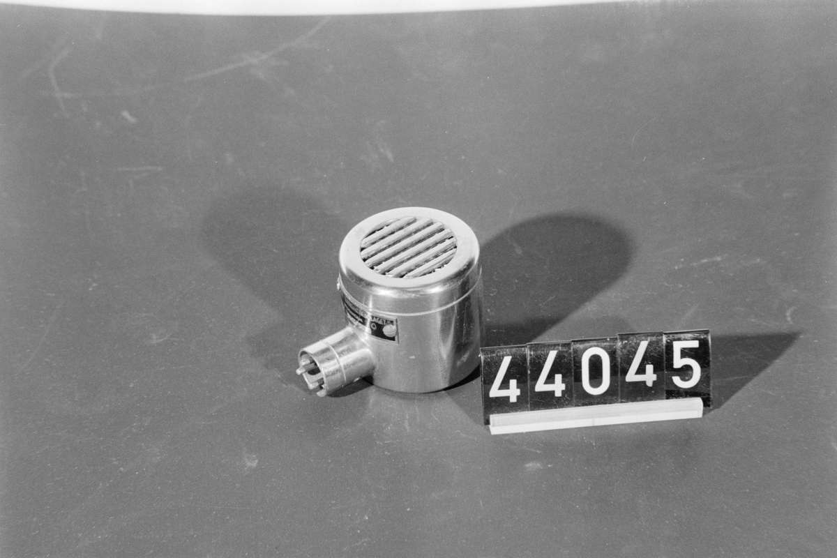 Mikrofon för radio.
Svenska radioaktiebolaget stockholm Typ DM3-50.