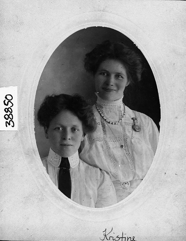 Portrett av to søstre Anne og Kristine Ryeng