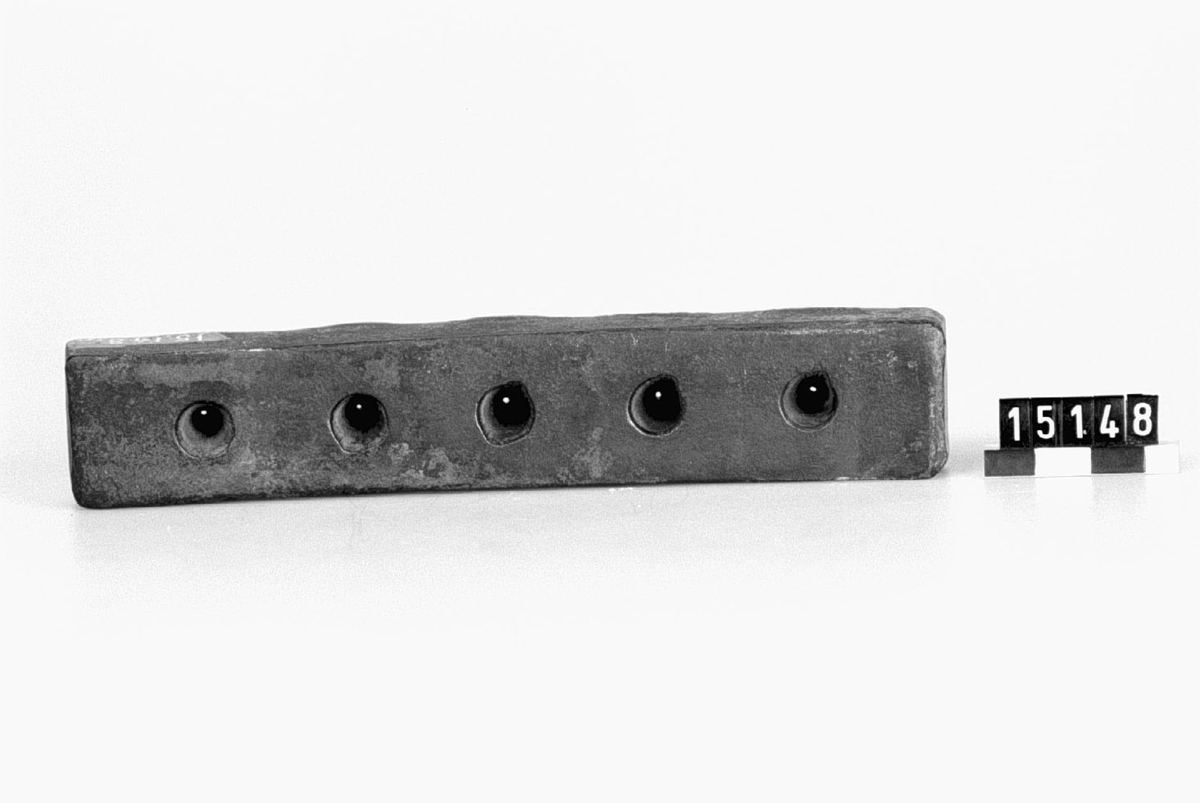 Stålskiva, för dragning av järntråd 1.79 -1.30 mm.