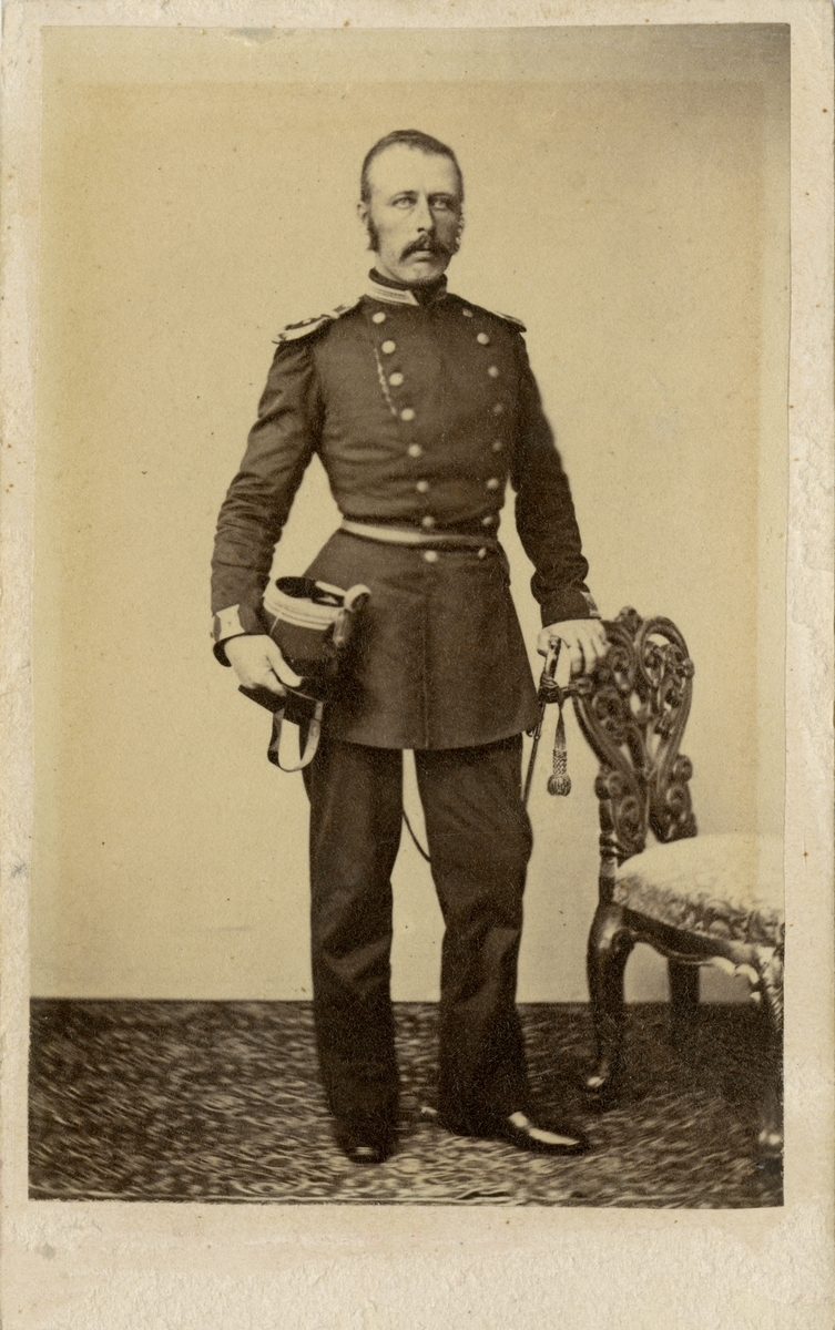 Porträtt av Lars Johan Svante Berg, officer vid Hälsinge regemente I 14.