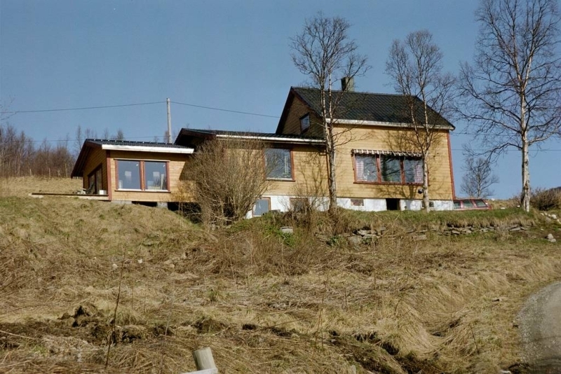 Nedre Mattisjord, Håkvikdalen. Våningshus