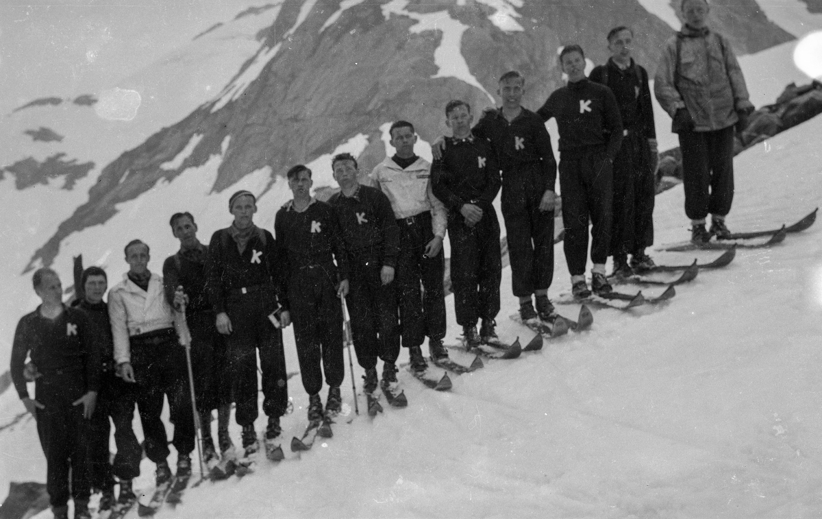 Kongsberg skiers at Jungfraujoch in 1932