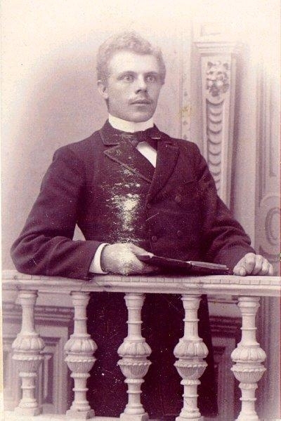 Albert Eriksson, predikant.
