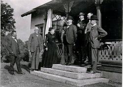 Patron Johan Stenbeck med fru och några av sina söner och do