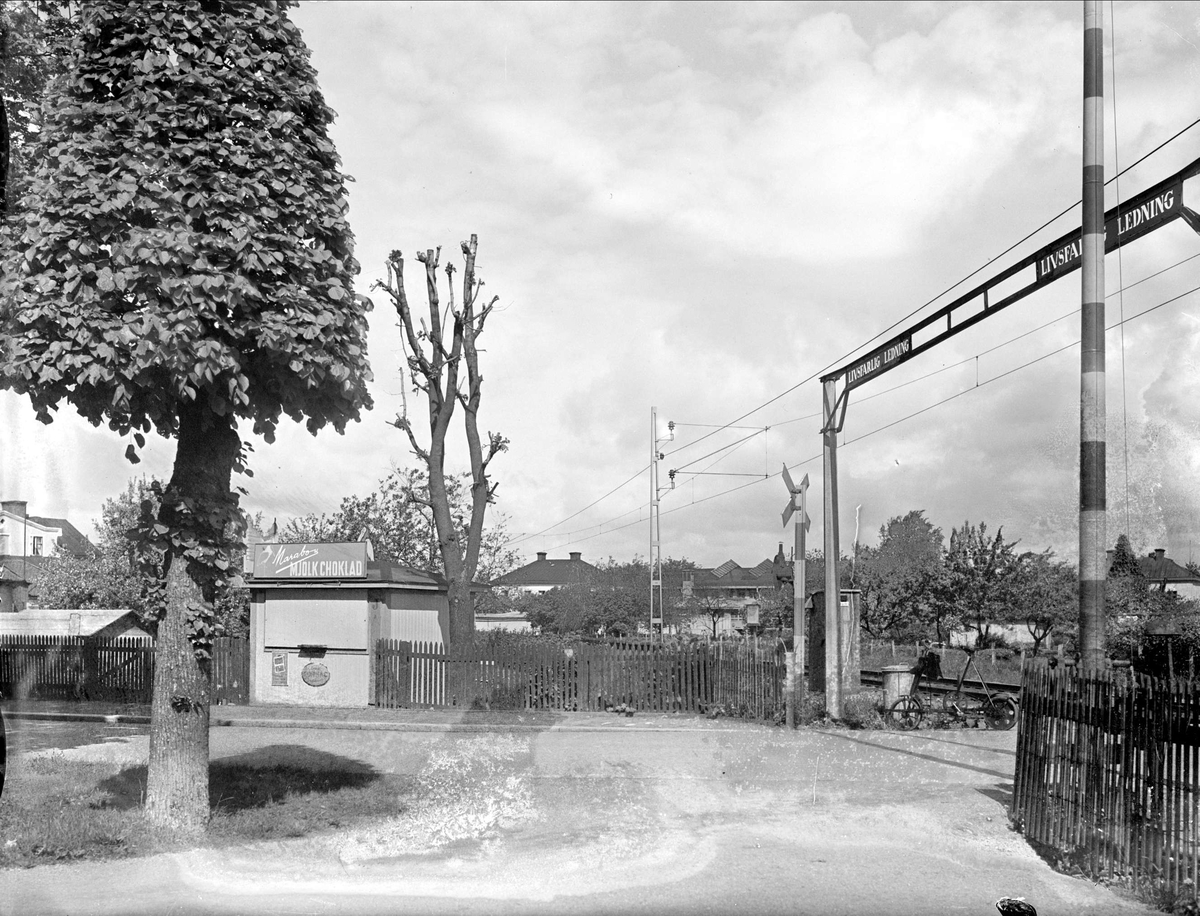 Järnvägsövergång, Uppsala 1944