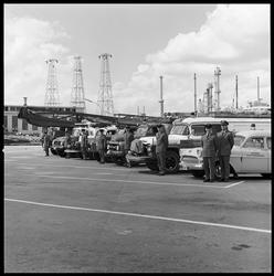 Brannvesenets kjøretøy.