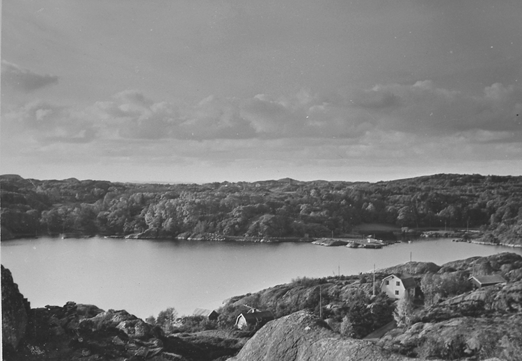 Utsikt över Böö, Lyrön från Vasseröd, Orust.