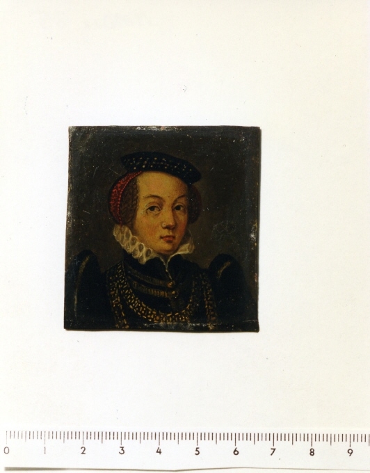 Okänd kvinna i 1500-talsdräkt