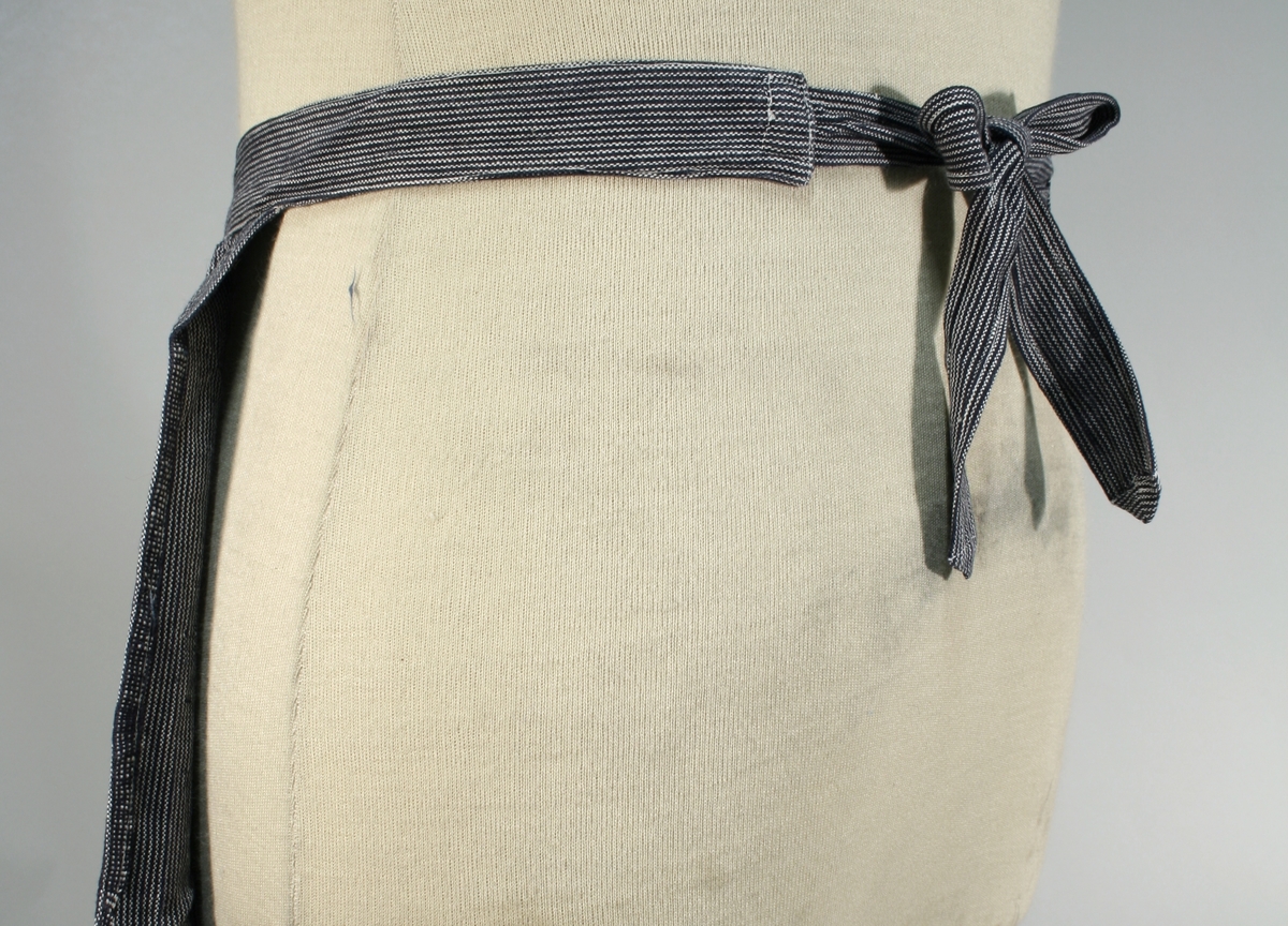 Antatt brukt av fanger eller laget av fanget til salg.