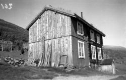 Et gårdshus fraHafsåsen i Sunndal kommune. Huset er i laftet