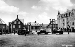 Prospektkort merket:  Kristiansund N.  Torvet  Eneret G. Sve