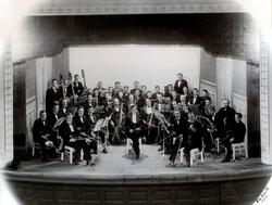 Kristiansund Symfoniorkester i Festiviteten 1924. Dirigent E