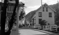 Gateparti fra Surnadalsøra i Surnadal kommune.
Fra Nordmøre 