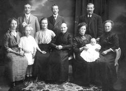 Fra Nordmøre Museum sin fotosamling.