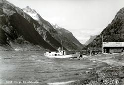 Postkort ";10/68"; med motiv av en båt i Eikesdalvatnet, i E