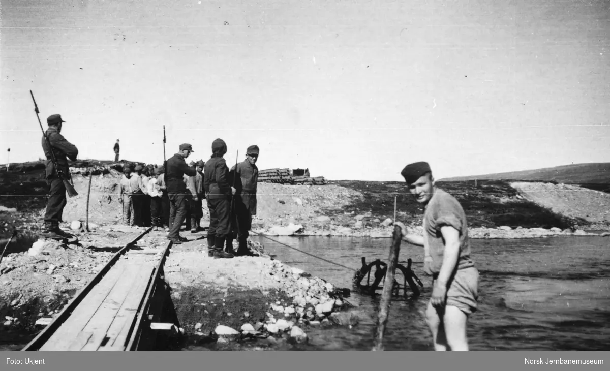 Krigsfanger i arbeid på ved Stødi på Saltfjellet
