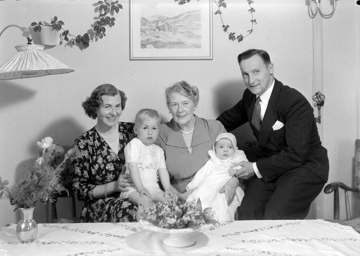 Morten Stang Hoff sin barnedåp, Skyåsveien.