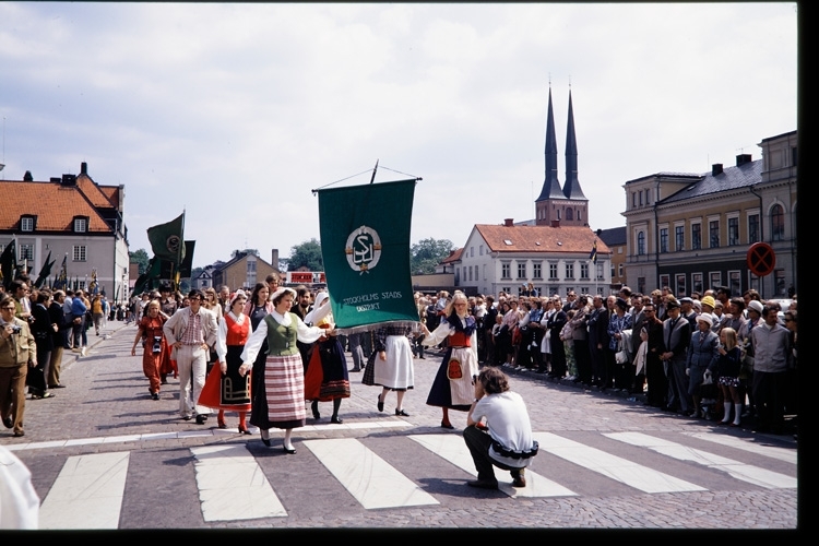 Centerpartiets riksstämma, Växjö 1972. Stockholms stads distrikt i paraden vid Stortorget.