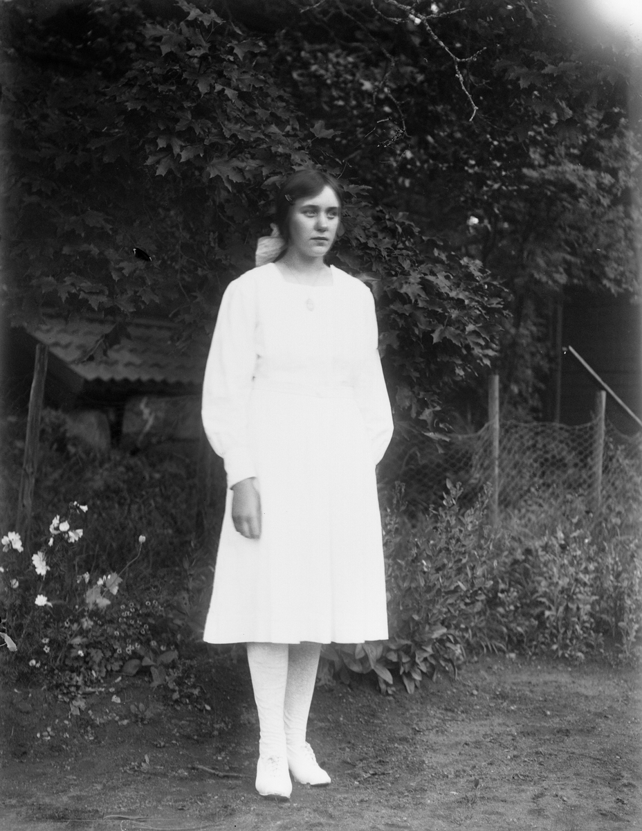 "Elna Svenson Forsby", Uppland 1921
