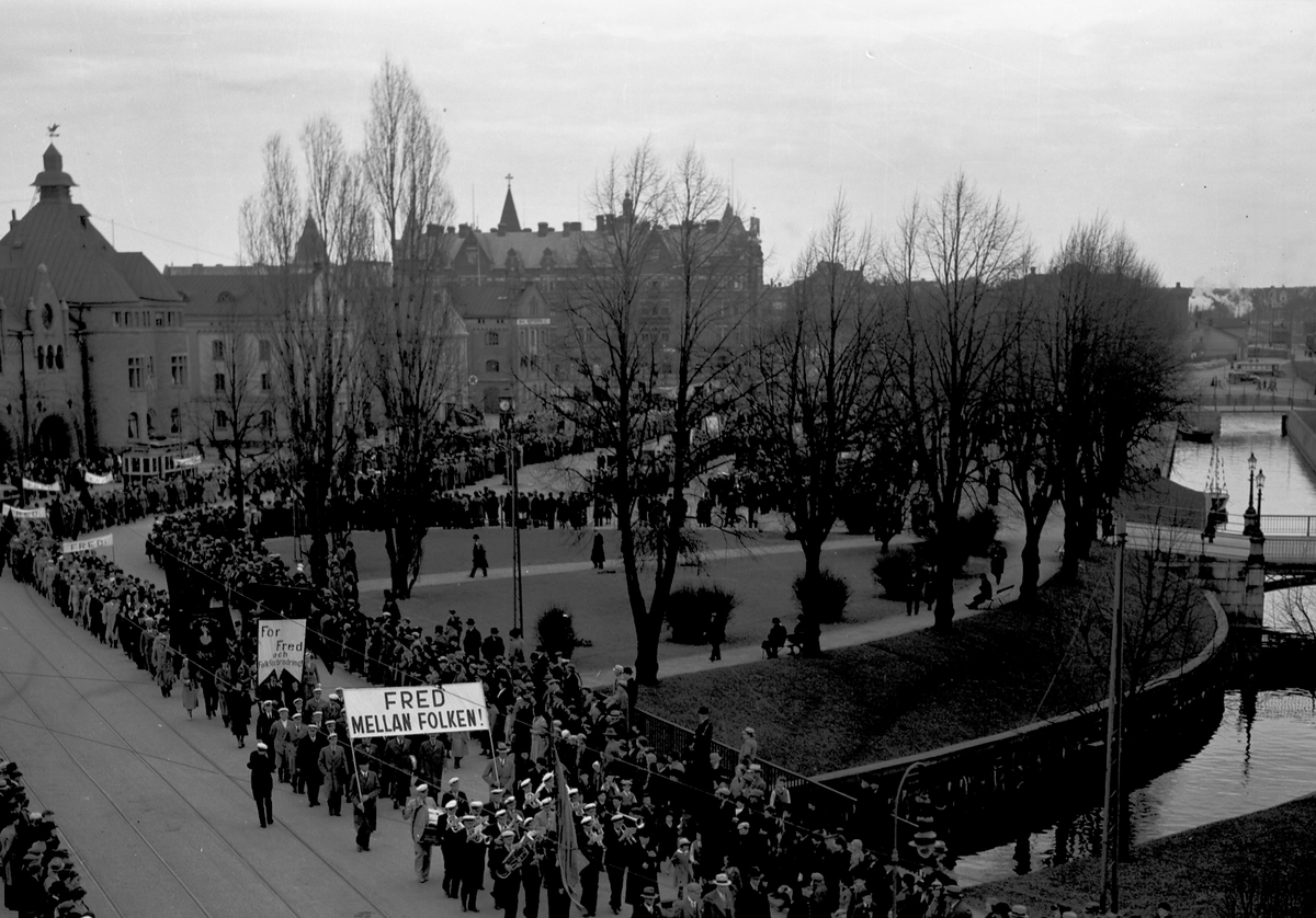 Första Majtåg  1937

