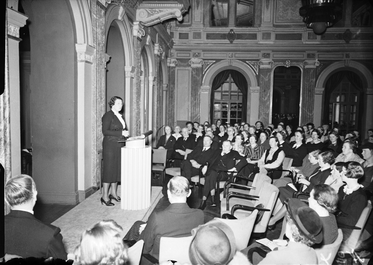 Hushållsnämndernas informationsmöte. Den 26 April 1939