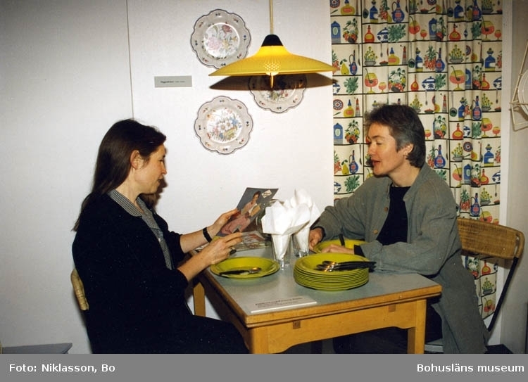 "Plast!", utställning på Bohusläns museum 3 december 1995 - 14 april 1996