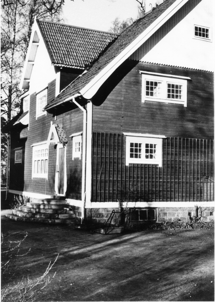 arnells-villa-linn-v-gen-3-l-nsmuseet-g-vleborg-digitaltmuseum