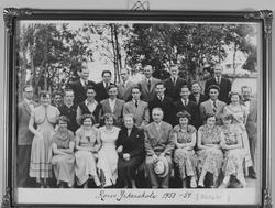 Elever og lærere ved Røros yrkesskole 1953-54