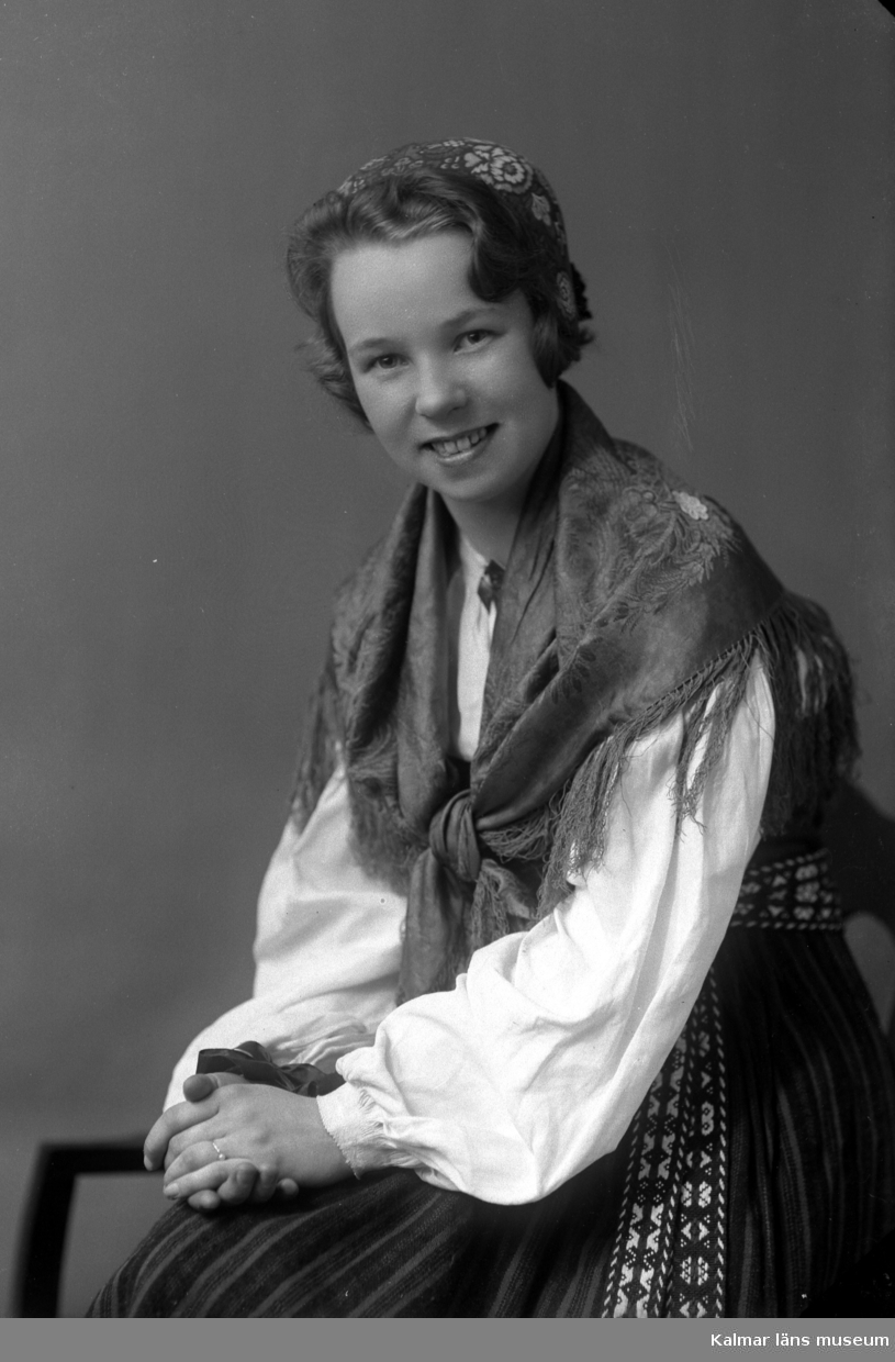 Ateljébild på Birgit Berglöv ifrån Österkorsberga.