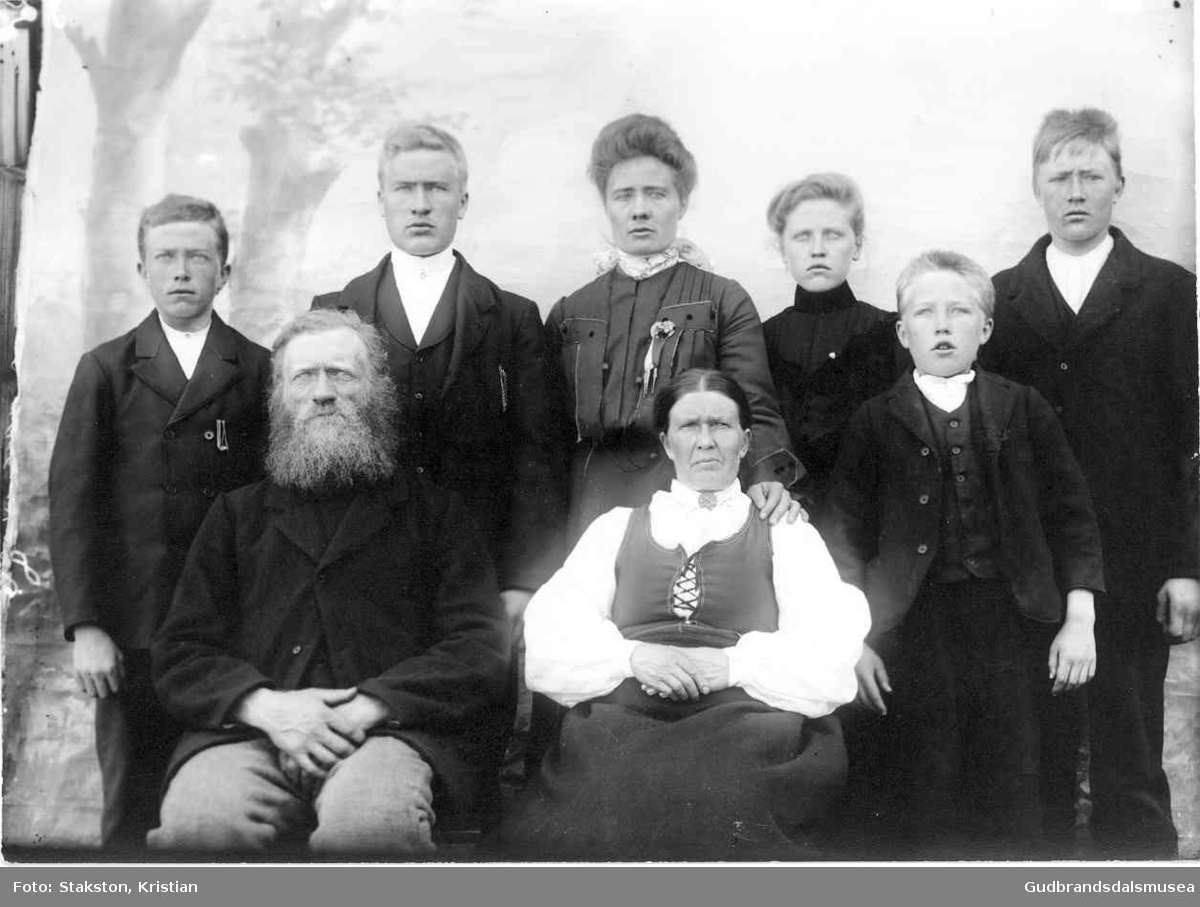 Syver Sagen (f. 1857) m.familie