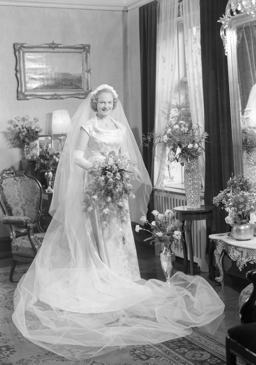 Solveig Schjetne Høy som brud