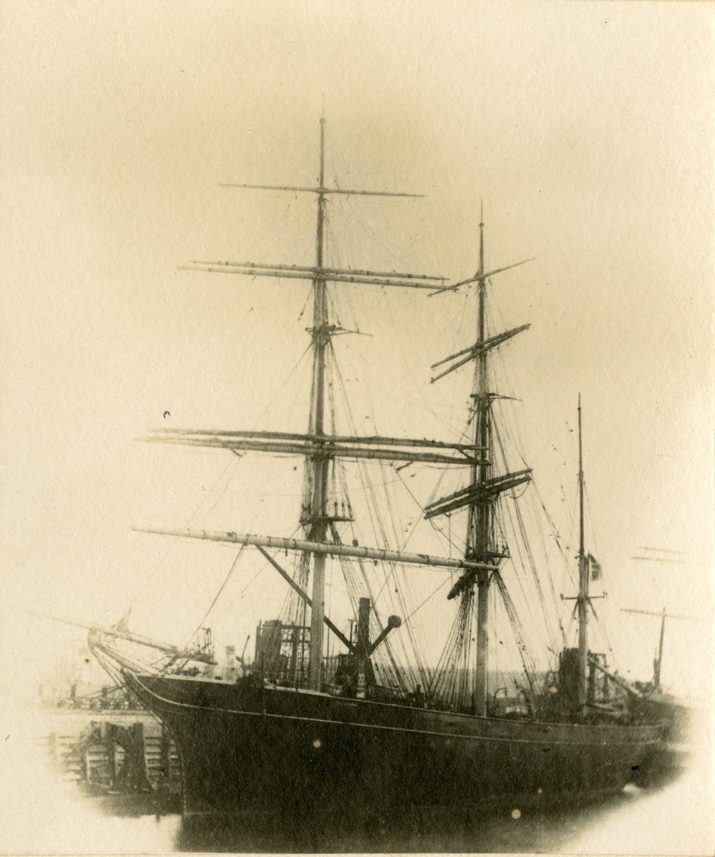 Bark 'Alexandra' (ex finsk 'Hellas')(b. 1874, J. Dulhic & Co, Aberdeen, Skottland)
