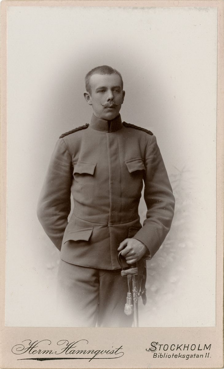 Porträtt av Carl Gustaf Norinder, löjtnant vid Fortifikationen.