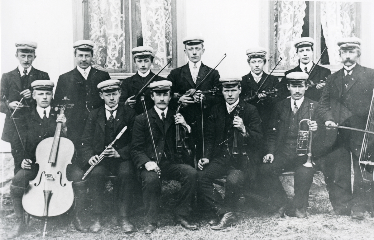Musikkorps i Garthus, 1910.