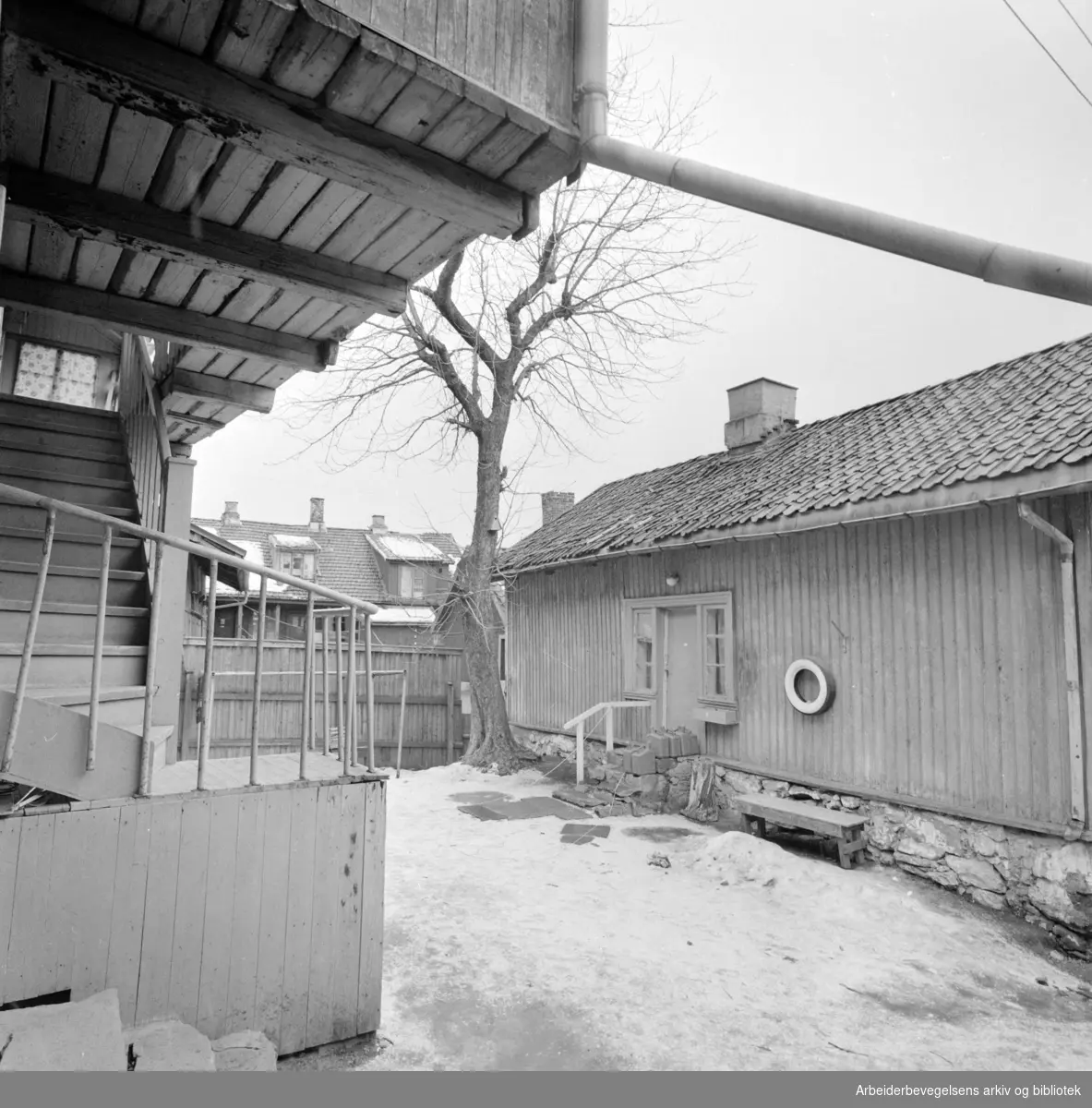 Rodeløkka: Leieboerforening vil ha full rehabilitering Mars 1973
