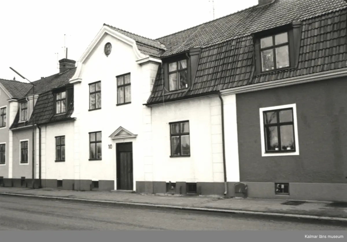Kvarteret Grönsiskan 12, Lorensbergsgatan 10.
