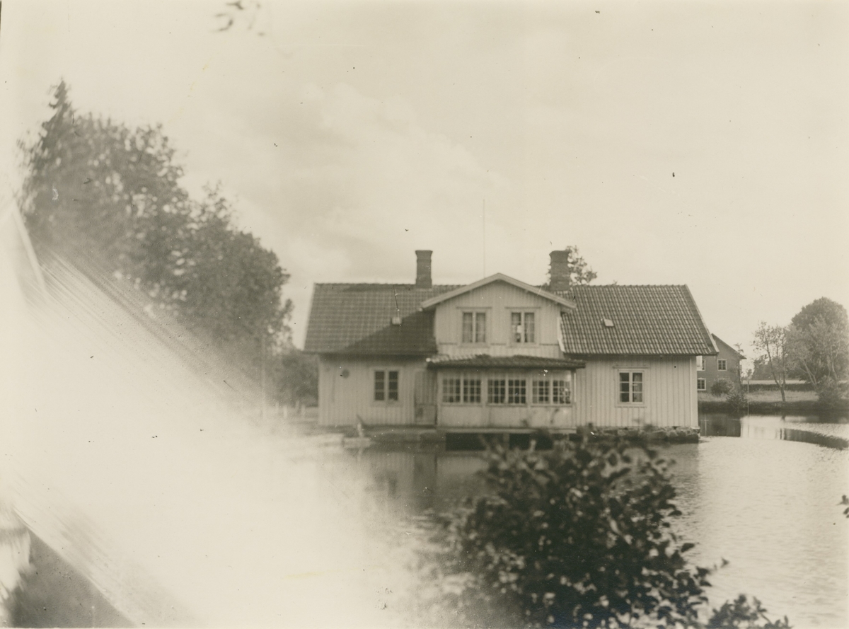 Huvudbyggnaden på Fredriksströms bruk. Det var tidigare brygghus men blev senare bostad.