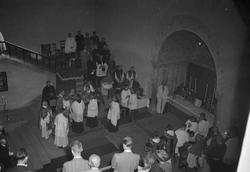 Katolsk gudstjeneste i Norges Tekniske Høyskoles aula i forb