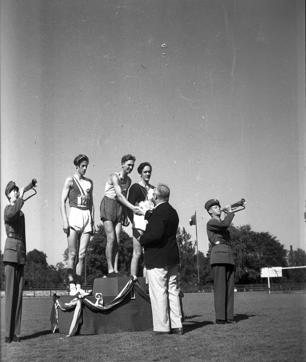 SM i allmän idrott för juniorer. 1941