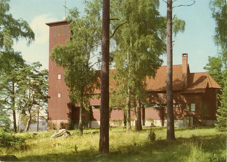 Enligt Bengt Lundins noteringar: "Åh Stiftgård. Kyrkan".