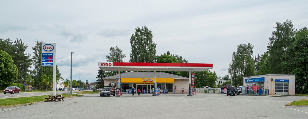Esso bensinstasjon Ringveien Jessheim Ullensaker