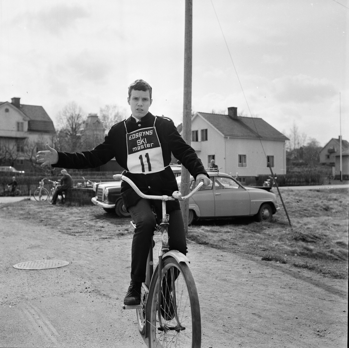 Trafik rikstävling länsfinal i Bollnäs. 9/5-1967
1. Anders Sundberg  Alfta
5. Karin Nilsson  Hamre
6. Göran Lindqvist  Häggesta.
