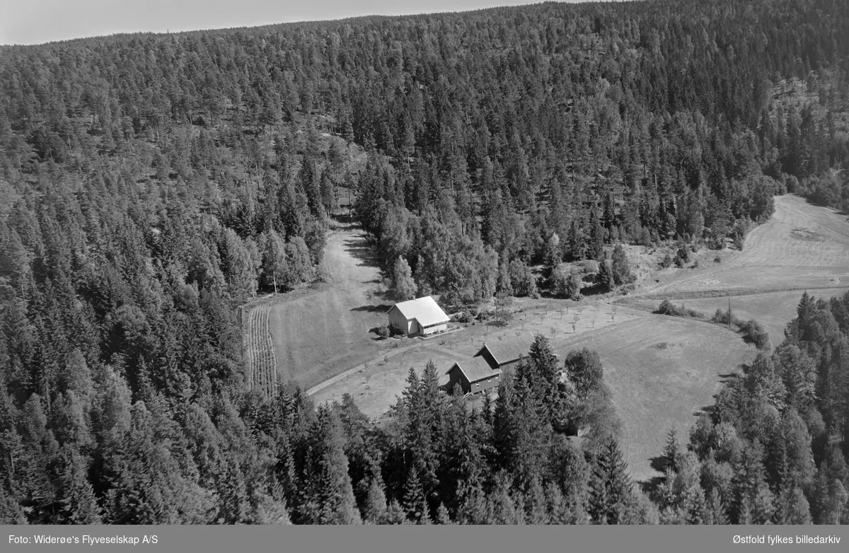 Harestad, gnr.45. Spydeberg, flyfoto. - Østfold fylkes billedarkiv ...