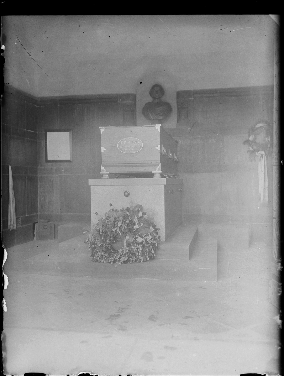 John Ericssons grav, Filipstad