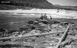 Hunderfossen i Gudbrandsdalslågen, fotografert sommeren 1938