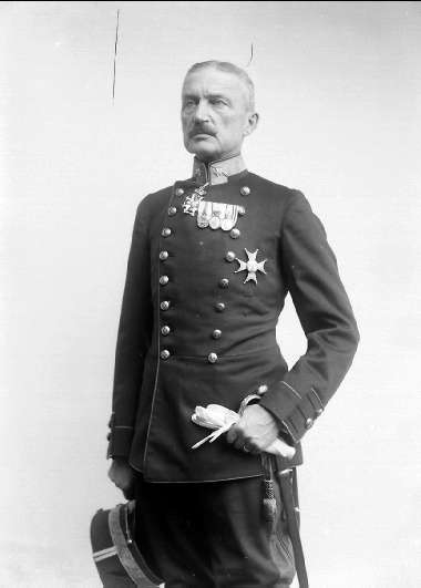 General Torén.