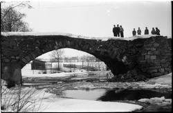 Høyen Bru ved Lena, Ø.Toten. Serie på 5 bilder fra 1937, mul