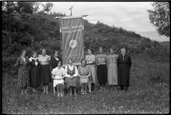 Kraby Arbeiderkvinnegruppe juni 1939. Bildene kan være tatt 